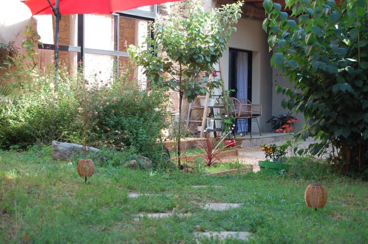 La Bucolique, Chambres Et Jardin D'Hotes Sabran Dış mekan fotoğraf