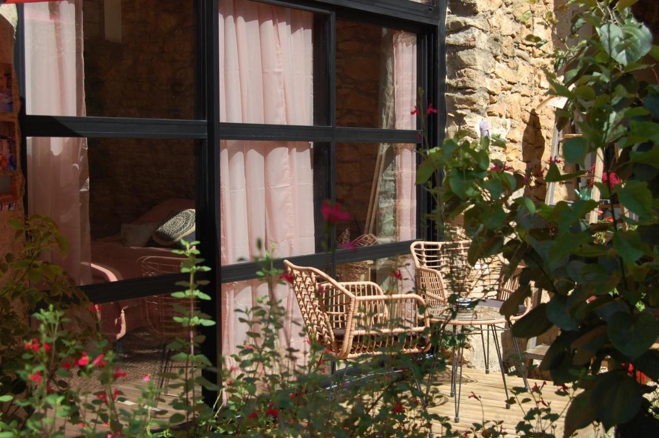 La Bucolique, Chambres Et Jardin D'Hotes Sabran Dış mekan fotoğraf