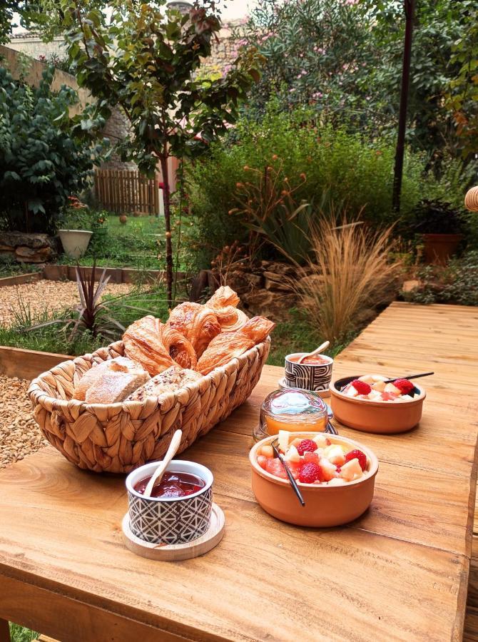 La Bucolique, Chambres Et Jardin D'Hotes Sabran Dış mekan fotoğraf