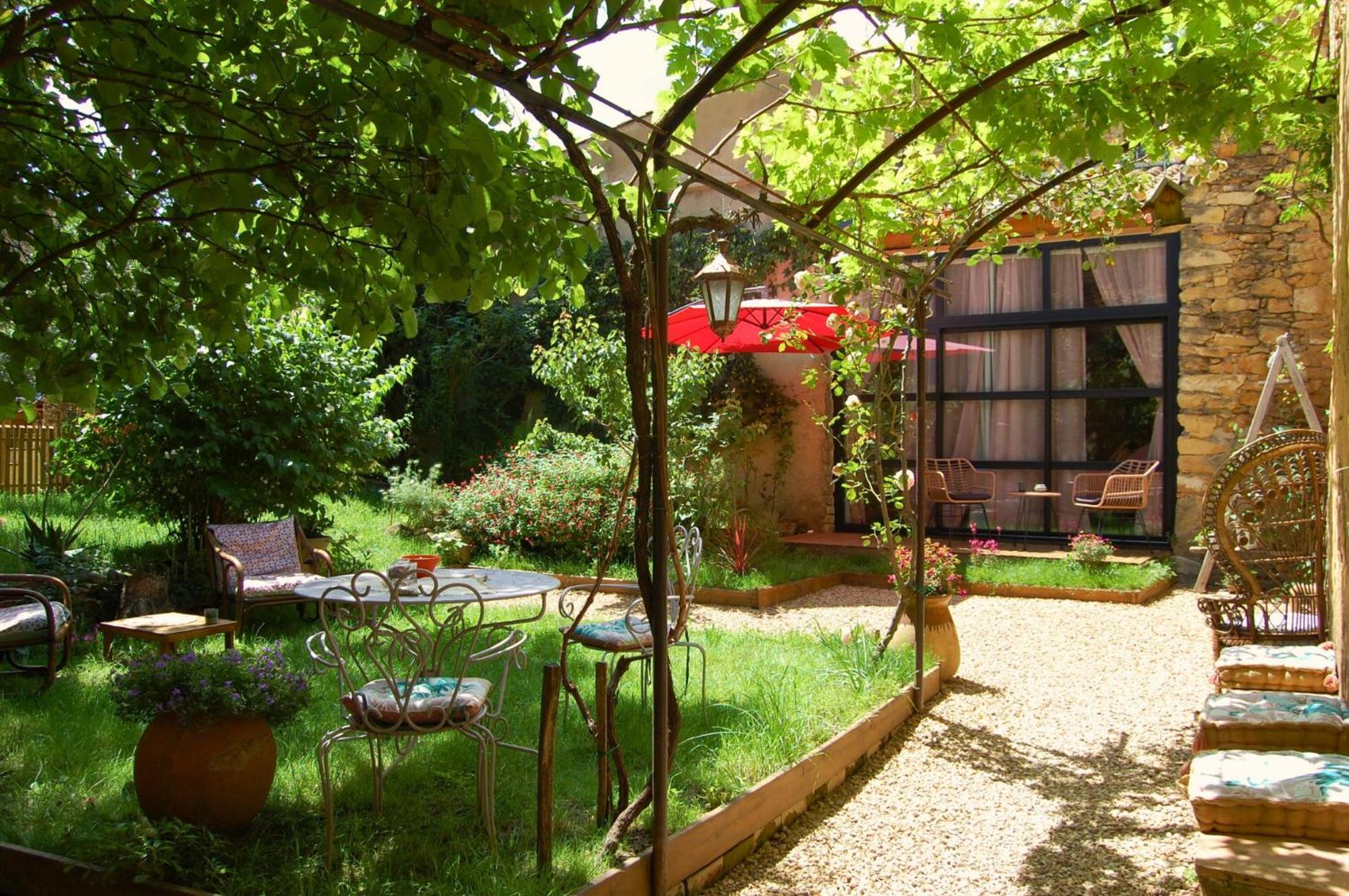 La Bucolique, Chambres Et Jardin D'Hotes Sabran Dış mekan fotoğraf